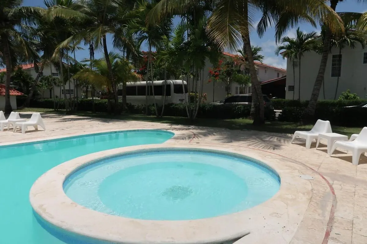 Gorgeous 3 Bed 2 And A Half Bath Villa Nearby Beaches 푼타 카나